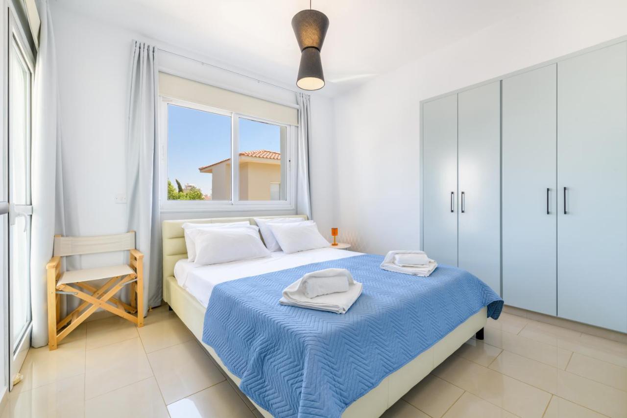 Villa Lela Serena By Ezoria Villas Protaras Bagian luar foto